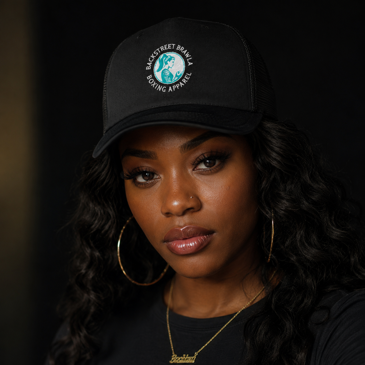 WOMENS BRAWLA QUEEN TRUCKER HAT